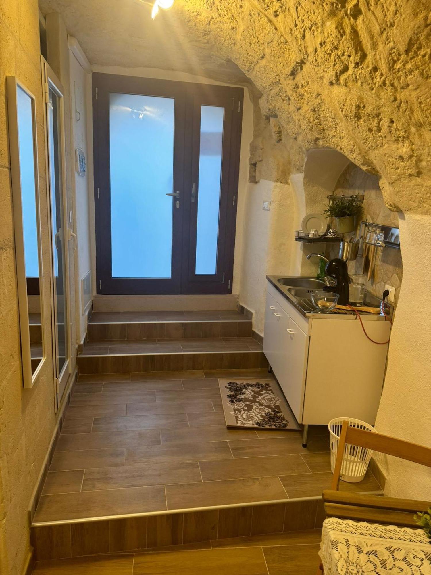 Loft Albicocca 2 Hotell Bari Exteriör bild