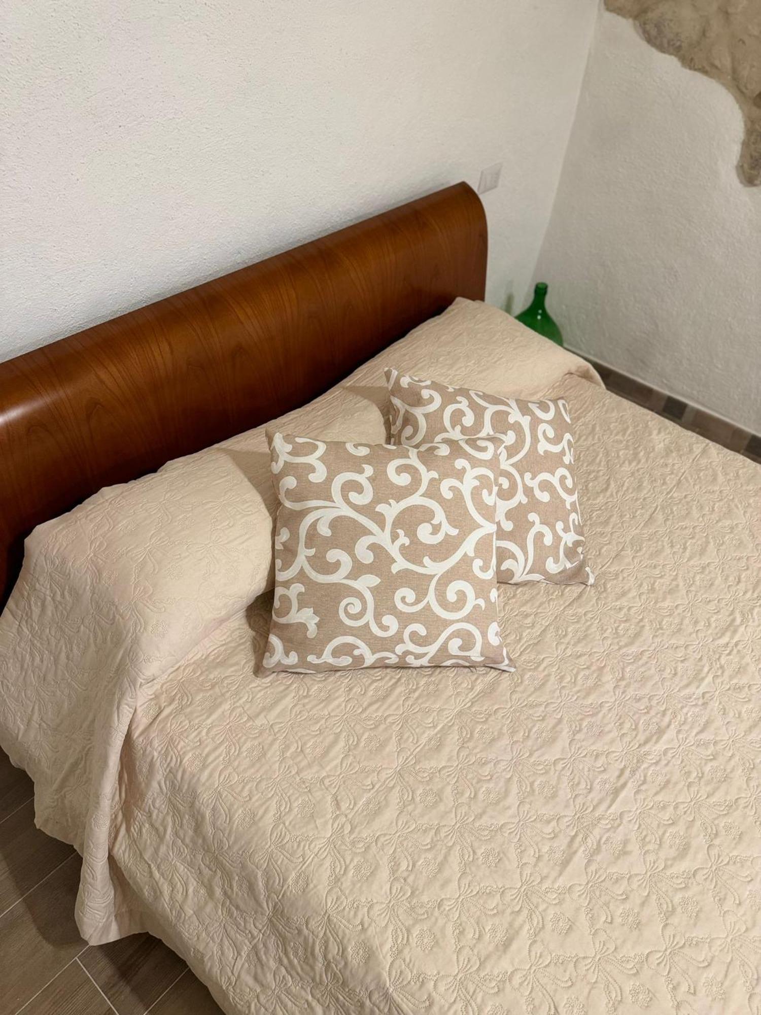 Loft Albicocca 2 Hotell Bari Exteriör bild
