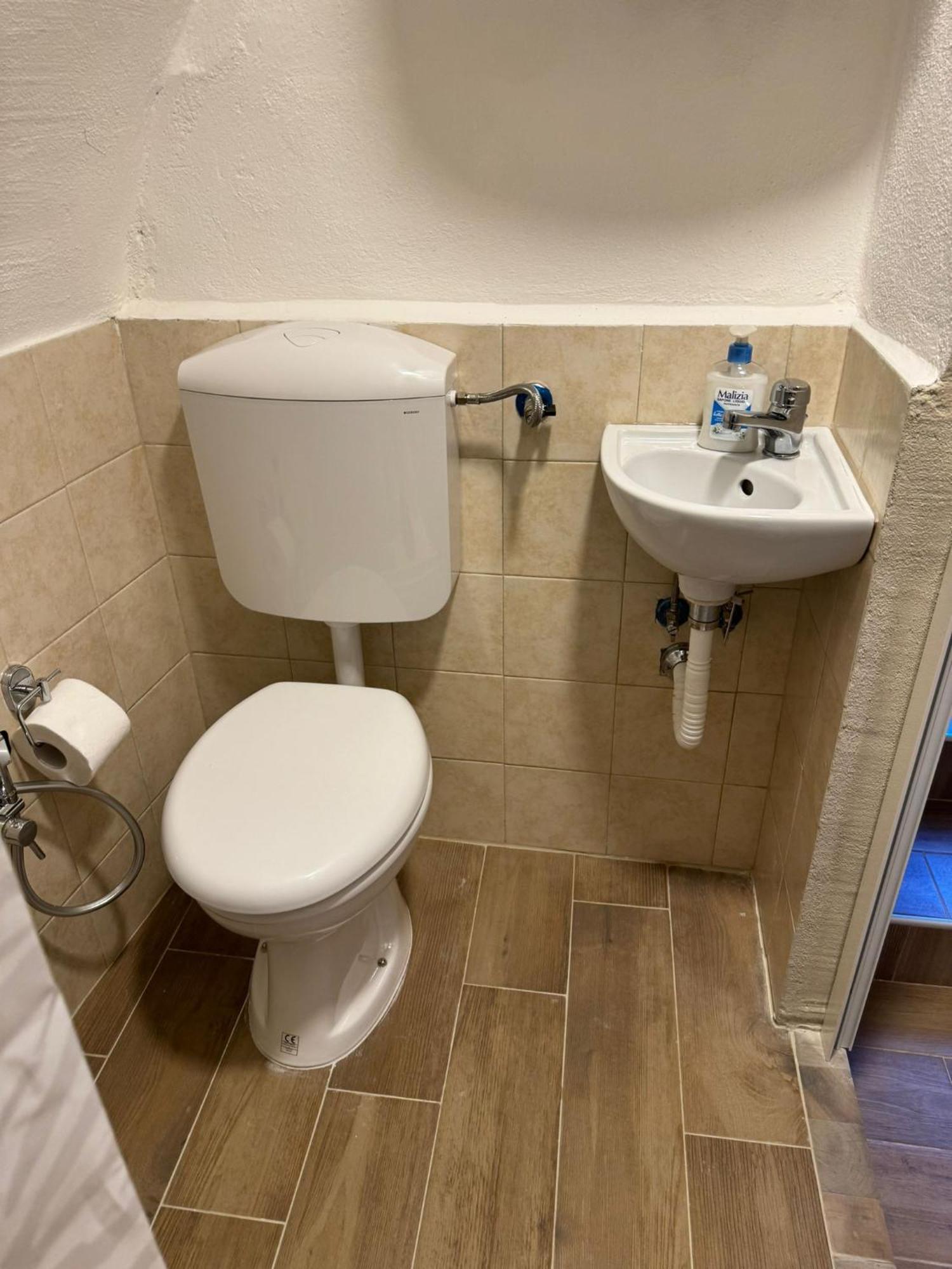 Loft Albicocca 2 Hotell Bari Exteriör bild